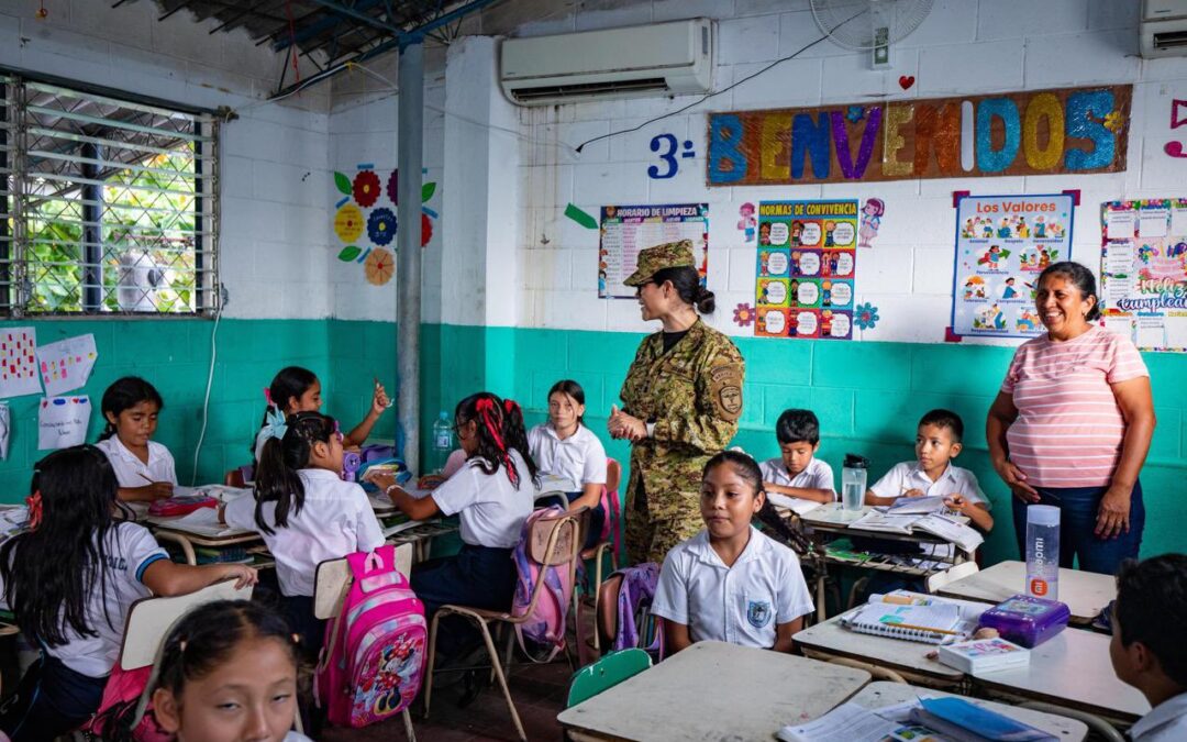 Education Minister Rejected in Mexico for Low Grades — Ministra de Educación fue rechazada en México por bajas notas
