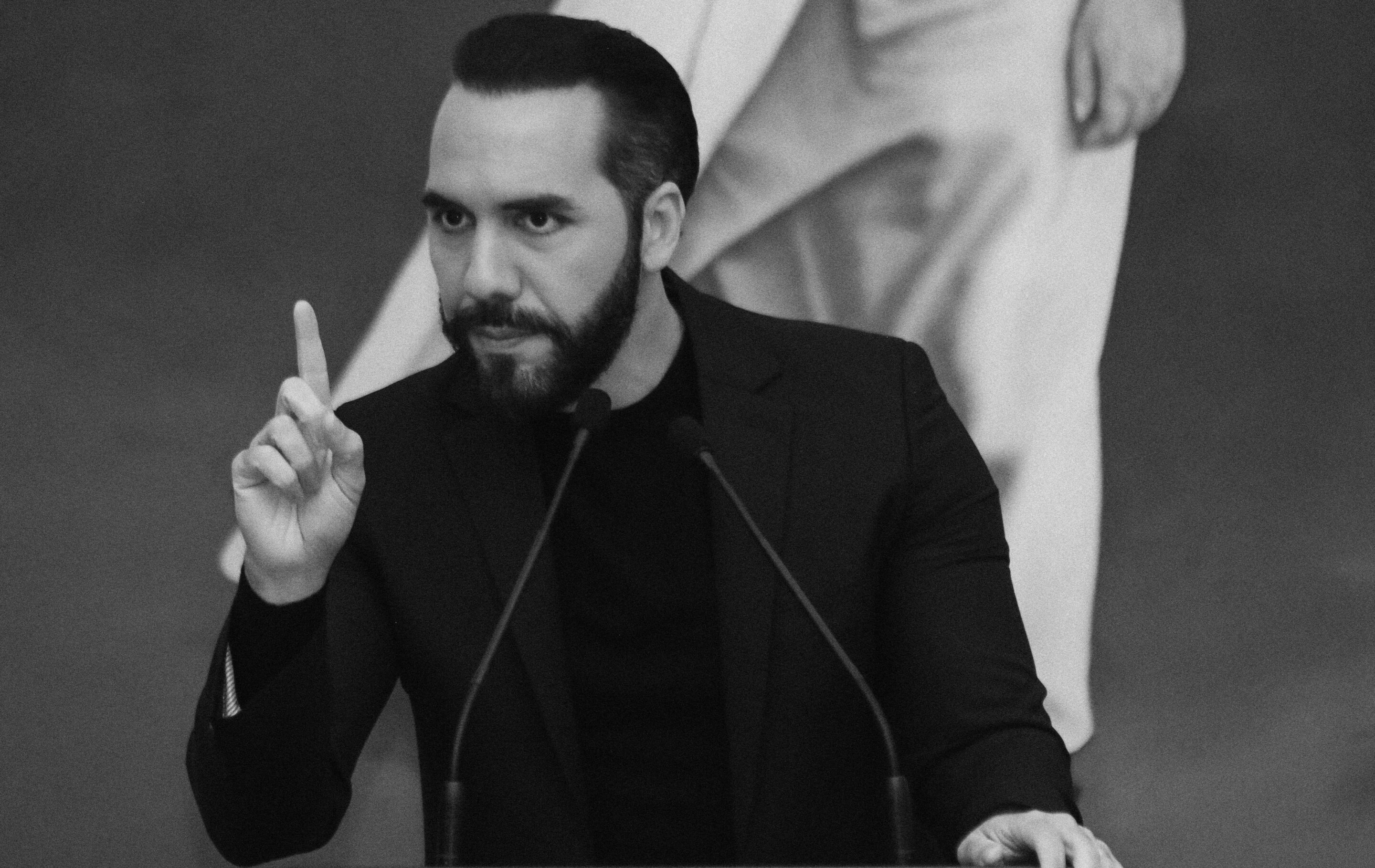Why Bukele’s Latest Power Grab Is Different — Por qué la última maniobra de Bukele para concentrar poder es diferente
