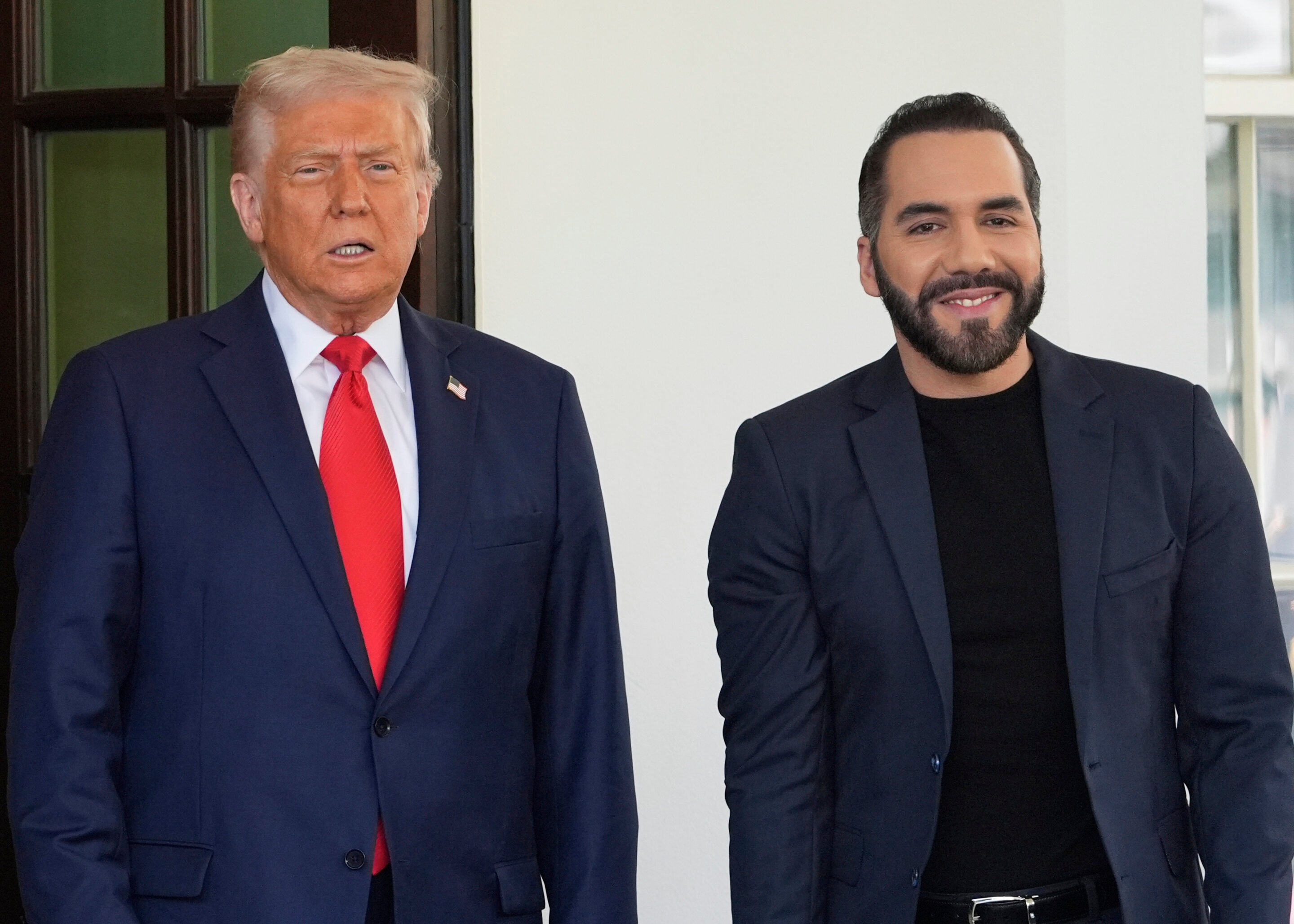 Democracy watchdogs reject the U.S. claim that El Salvador’s Bukele is not a dictator — Observatorios de la democracia rechazan la afirmación de EE. UU. de que el presidente salvadoreño Nayib Bukele no es un dictador
