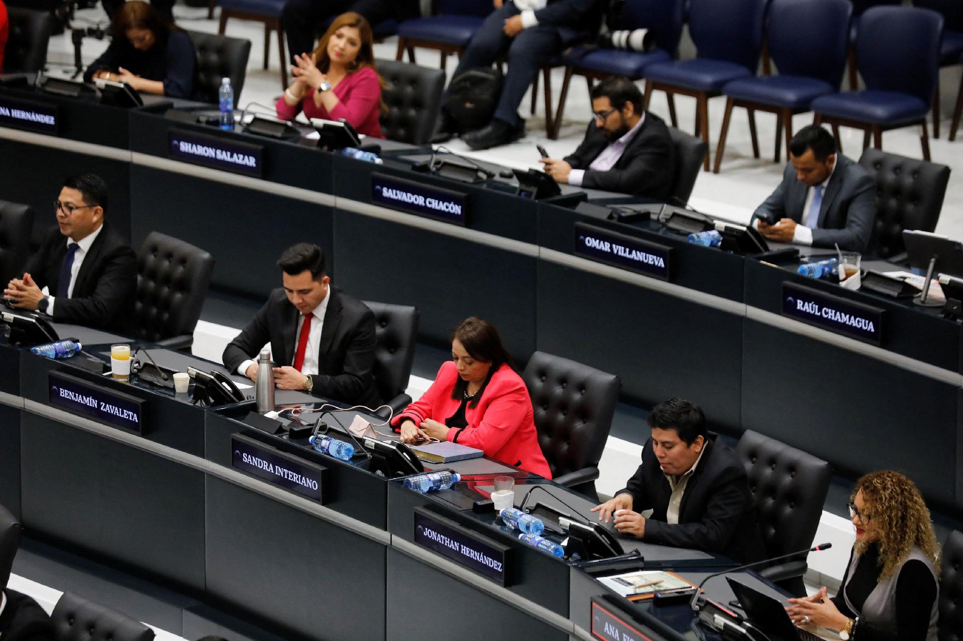 El Salvador: Church Warns of Eroding Freedoms, Mining, and Unconsulted Reforms — El Salvador. Iglesia alerta falta de libertades, minería y reformas sin consulta