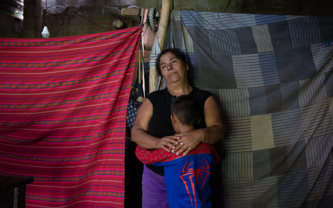 Irregularities Surround Case of First Infant to Die Under El Salvador’s State of Exception — Las irregularidades que rodean el caso de la primera bebé muerta durante el régimen de excepción en El Salvador