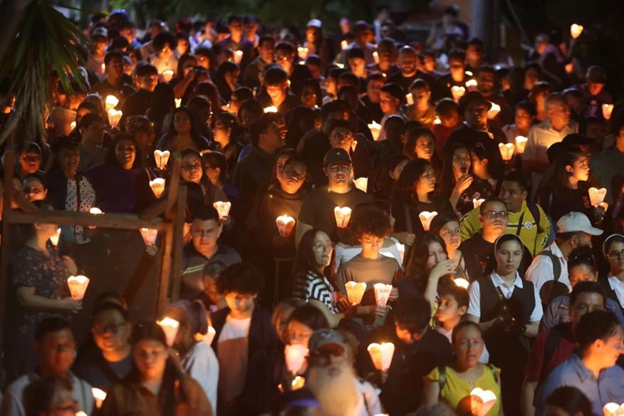 El Salvador’s Jesuit Case Is Stuck Again, and Time Is Becoming an Accomplice — El caso de los jesuitas en El Salvador vuelve a estancarse y el tiempo se convierte en cómplice