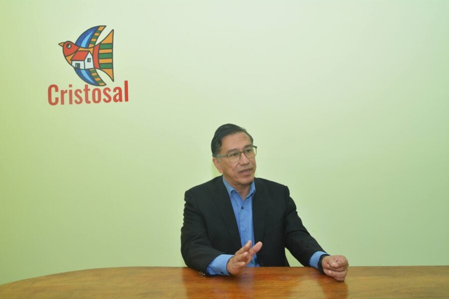 Complaint Filed with IACHR Over Flight of a Dozen Salvadoran Lawyers — Denuncian ante la CIDH de la huída de una docena de abogados de El Salvador