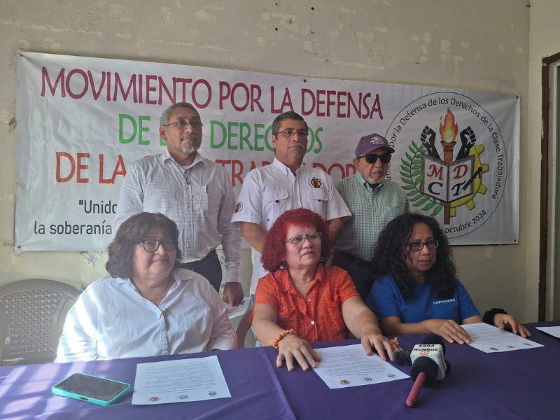 Unions Denounce Over 6,000 Dismissals in Health Sector — Sindicatos denuncian que ya suman 6 mil despidos en sector salud