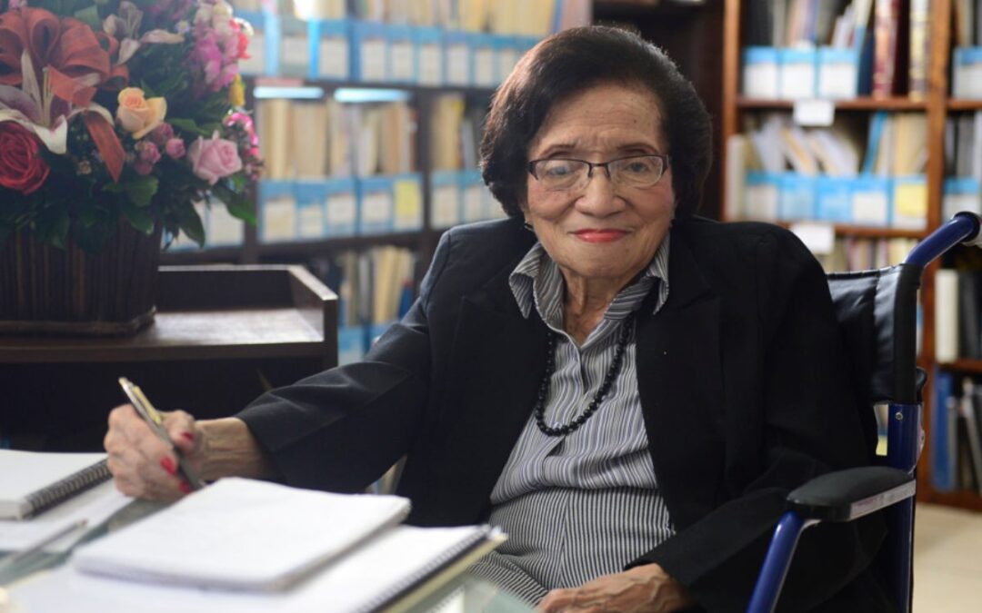 María Isabel Rodríguez Turns 103: Healthcare Pioneer in El Salvador — María Isabel Rodríguez cumple 103 años: pionera de la salud en El Salvador