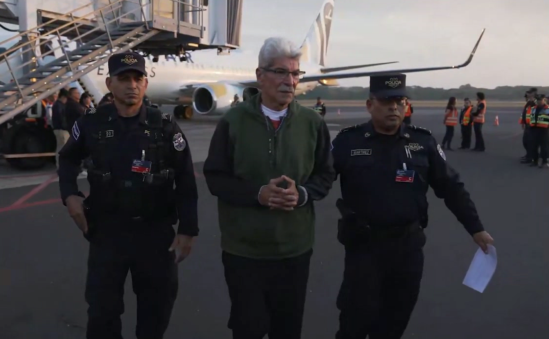 Norman Quijano: A Political Career That Ended in Prison — Norman Quijano: una carrera en la política que lo llevó a prisión