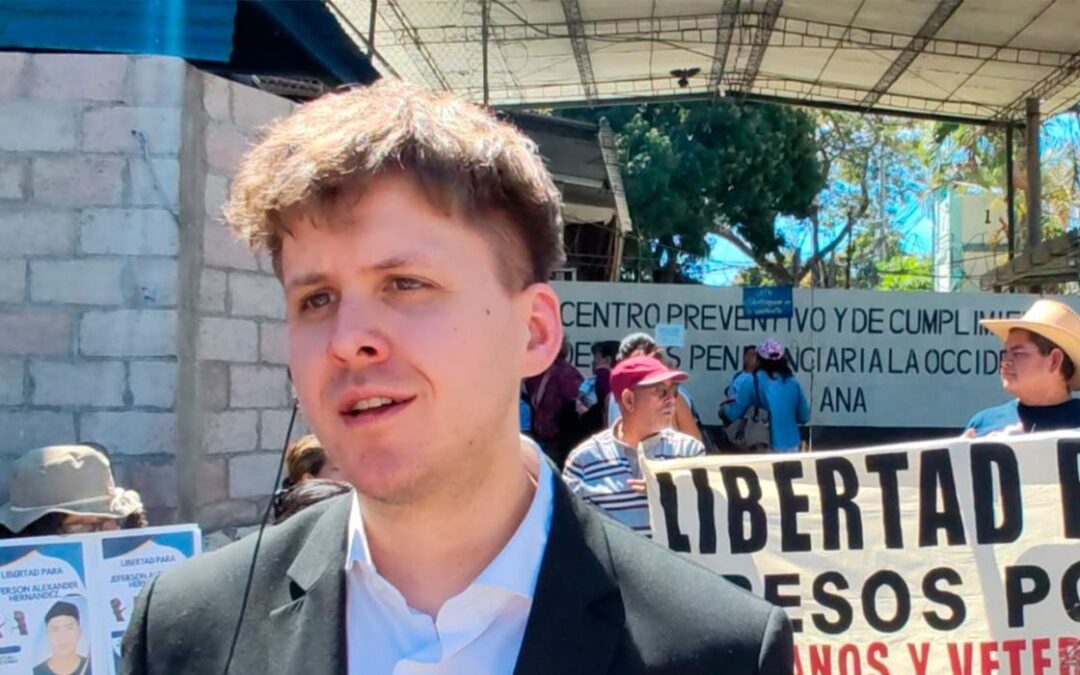 Ruth López and Enrique Anaya Denied Contact With Family and Lawyers, Associates Say — “No se puede llamar enemigos a quienes defienden derechos humanos”: Max Lucks