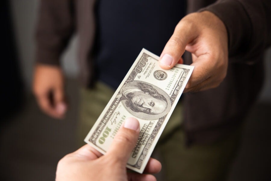 The richest 10% account for 30.6% of income in El Salvador, according to ECLAC — El 10 % más rico concentra el 30.6 % del ingreso en El Salvador, según CEPAL