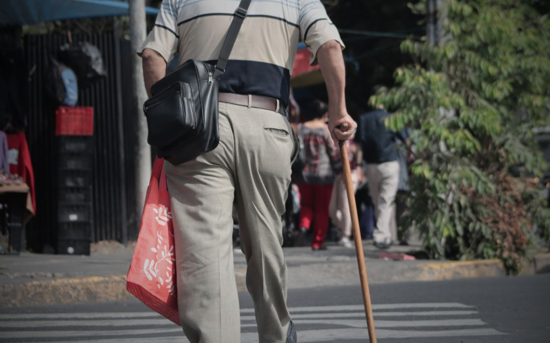 Pension system rapidly approaching collapse due to lack of reforms, expert says — Sistema de pensiones se acerca aceleradamente a un colapso por falta de reformas, señala experto