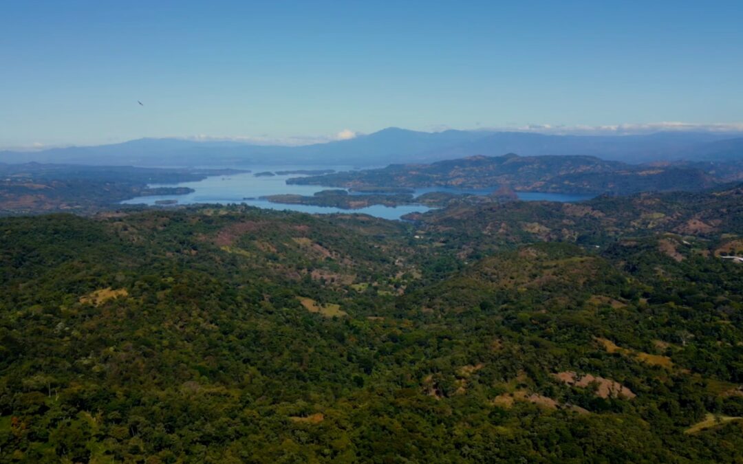 The 15 ecological gems at risk from the return of mining to El Salvador — Las 15 joyas ecológicas que están en riesgo por el retorno de la minería a El Salvador