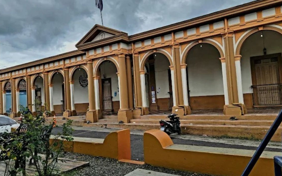 Chalatenango Sur Council dismisses its mayor and appoints replacement — Concejo de Chalatenango Sur destituye a su alcalde y nombra sustituto