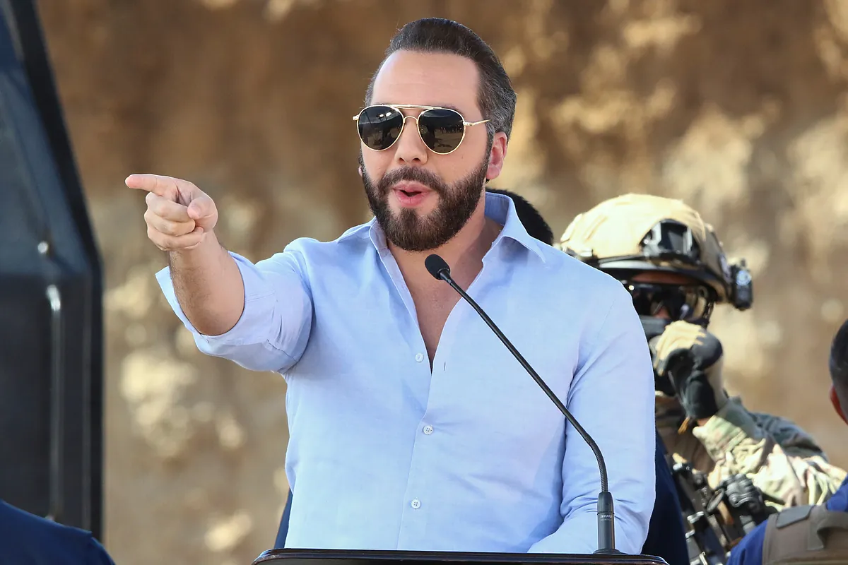 Nayib Bukele strengthens his repressive muscle four years after imposing the state of exception — Nayib Bukele fortalece su músculo represivo cuatro años después de implantar el Estado de excepción