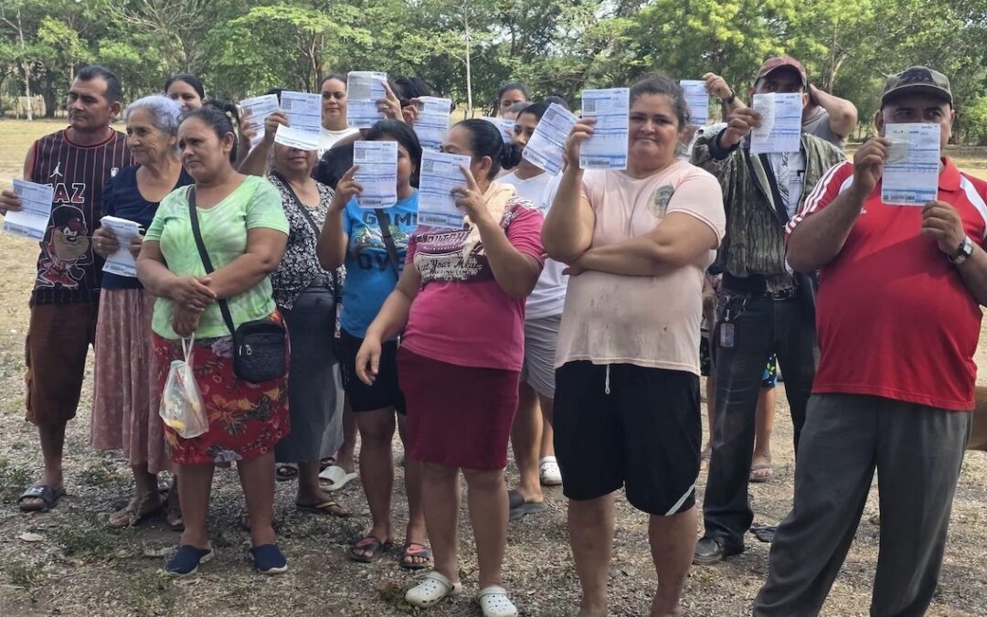 Santa Cruz Porrillo Communities Denounce Excessive Water Charges by ANDA — Comunidades de Santa Cruz Porrillo denuncian cobros excesivos de agua por parte de ANDA