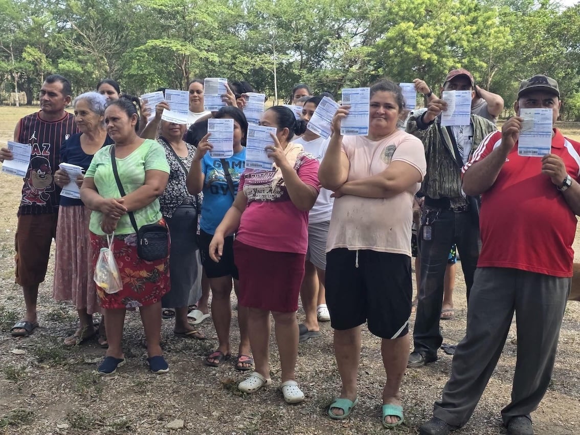 Santa Cruz Porrillo Communities Denounce Excessive Water Charges by ANDA — Comunidades de Santa Cruz Porrillo denuncian cobros excesivos de agua por parte de ANDA