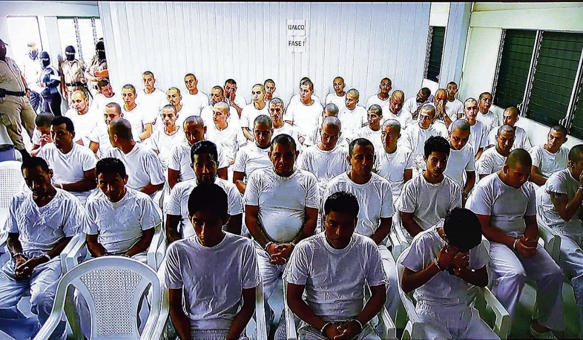 Lawyers Report Pressure on Witnesses in State of Exception Trials — Denuncian presión a testigos en juicios del régimen