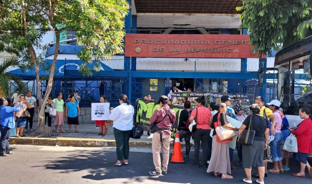 MOVIR demands adequate defense from the PGR for people with no gang ties — MOVIR exige a la PGR defensa adecuada para personas sin vínculos con pandillas