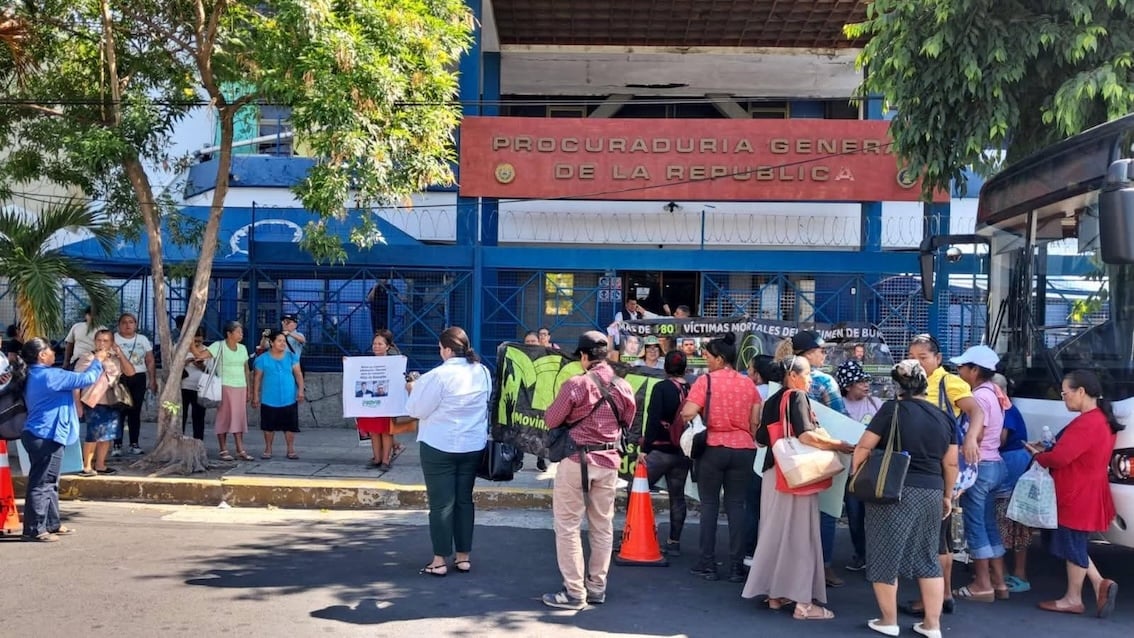 MOVIR demands adequate defense from the PGR for people with no gang ties — MOVIR exige a la PGR defensa adecuada para personas sin vínculos con pandillas
