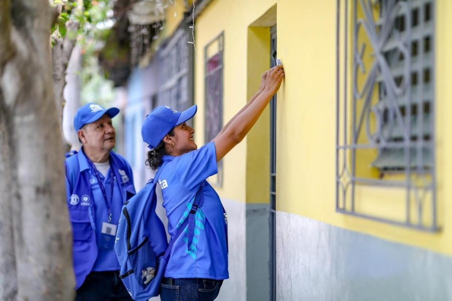 ISSS and CEL will be included among institutions required to collaborate with BCR censuses and surveys — Incluirán al ISSS y a CEL entre las instituciones obligadas a colaborar con censos y encuestas del BCR