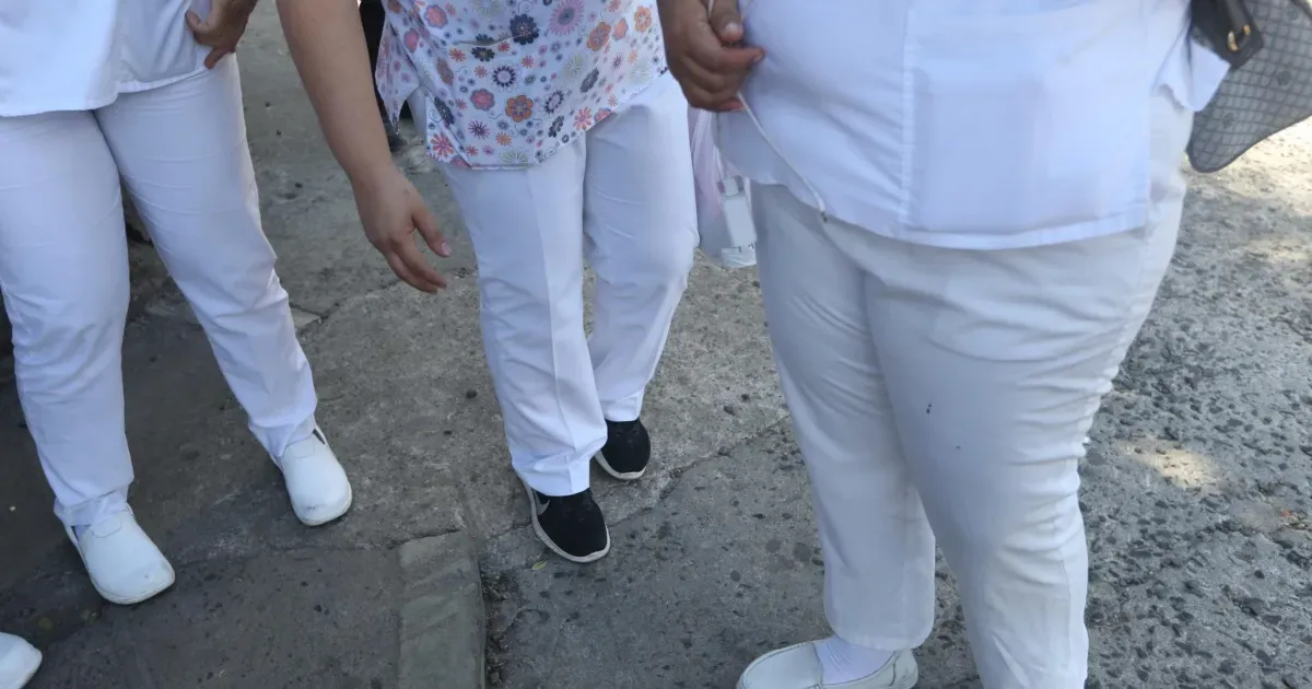 Transferred Rosales Hospital workers have not received salaries since January — Trabajadores del Hospital Rosales trasladados no reciben salario desde enero