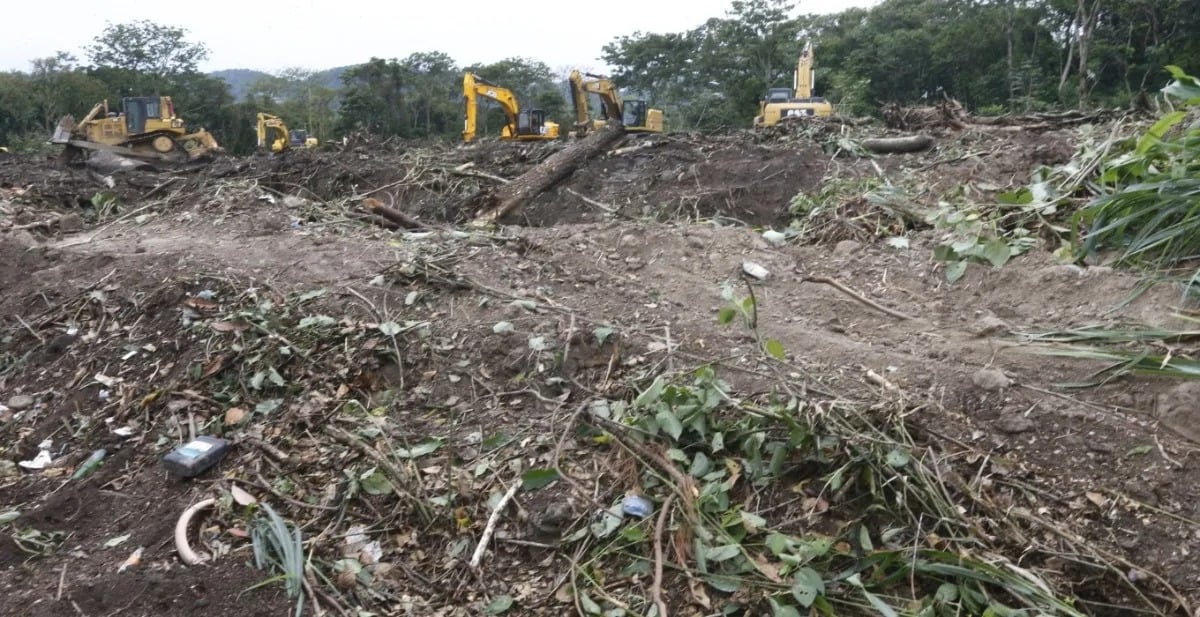 Two young women displaced from Finca El Espino: “Now there’s nothing left of what was there in our childhood” — Dos jóvenes desplazadas de la Finca El Espino: “Ahora ya no queda nada de lo que había en nuestra infancia”