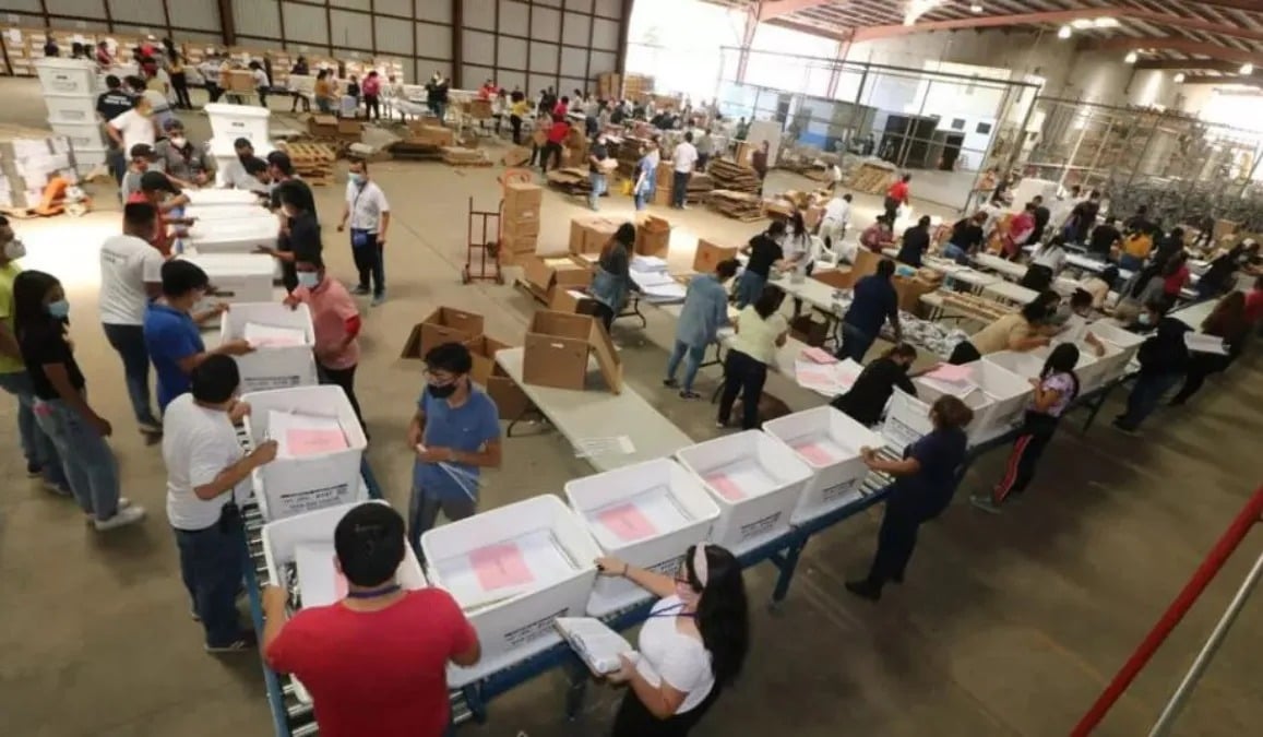 TSE Adjusts Electoral Planning After Reform Grants Lawmakers to Diaspora — TSE ajusta planificación electoral tras reforma que otorgó diputados a diáspora