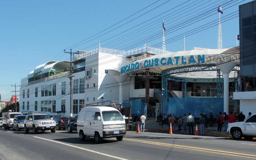 MERCADO CUSCATLÁN: When public funds come to the rescue of private interests — MERCADO CUSCATLÁN: Cuando fondos públicos van al rescate de lo privado