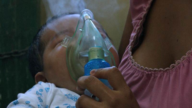 Pneumonia and respiratory infections rose in May, according to the Health Ministry — Neumonías e infecciones respiratorias se fueron al alza en mayo, según Salud
