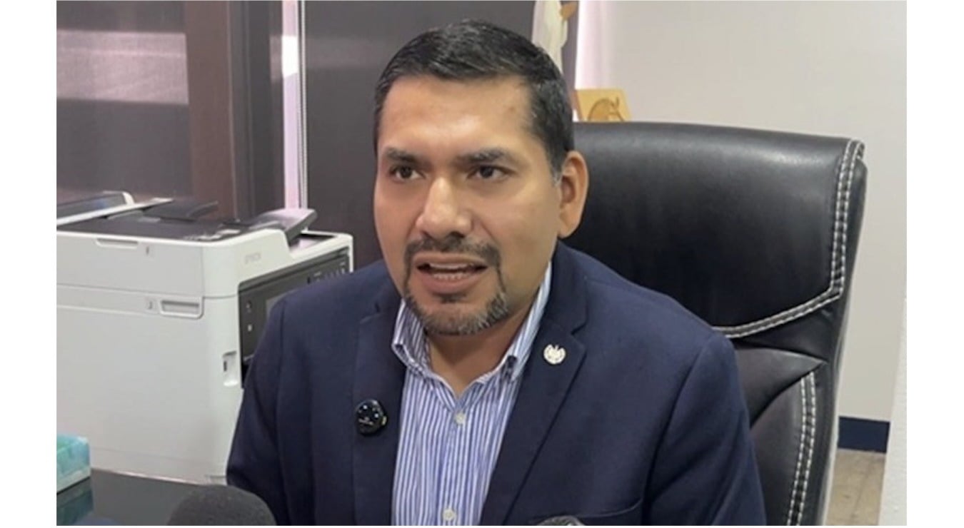 Francisco Lira denounces threats against many ARENA precandidates — Francisco Lira denuncia que muchos precandidatos de ARENA han sido amenazados