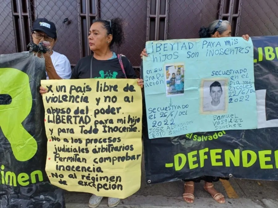 Proposal for European lawyers to visit El Salvador to verify human rights situation — Proponen visita de abogados europeos para constatar situación de derechos humanos en El Salvador