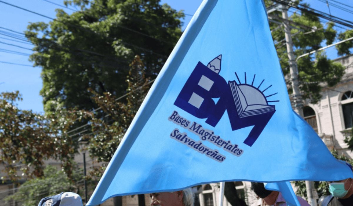 Bases Magisteriales Calls for Single Payment for Teachers on Voluntary Retirement — Bases Magisteriales pide un solo pago para docentes acogidos a retiro voluntario
