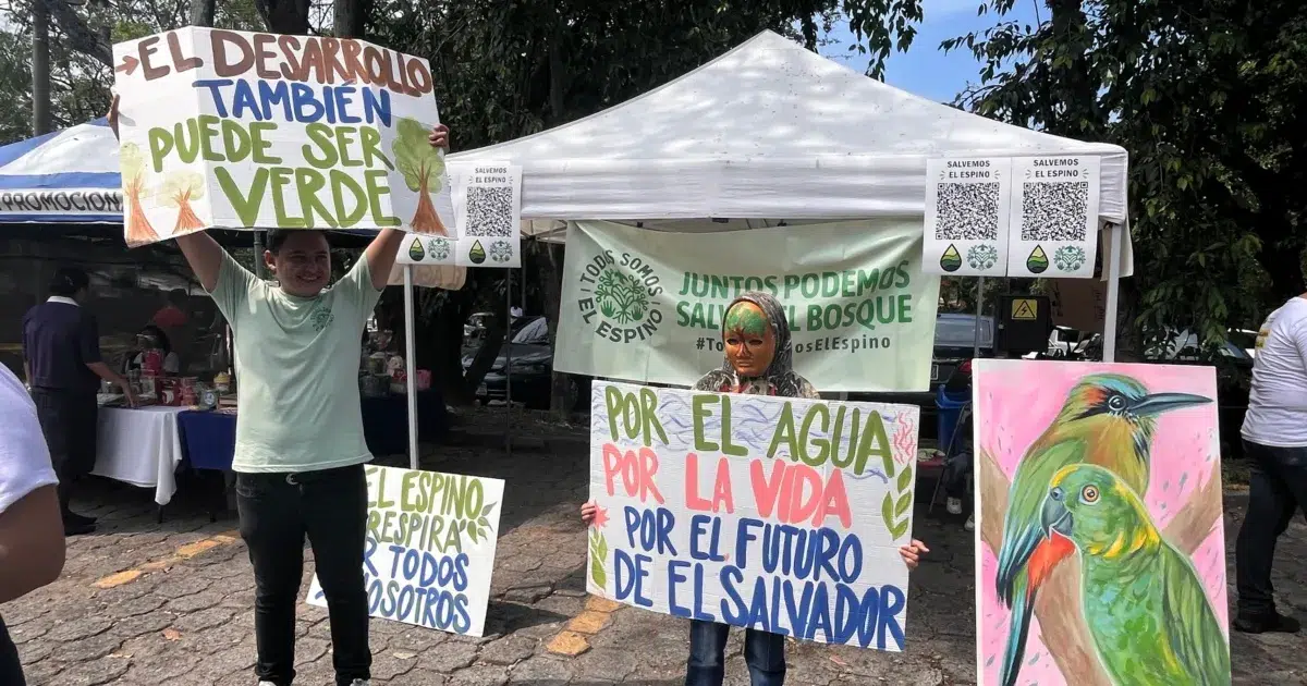 Elim Christian Church joins campaign in defense of El Espino — Iglesia cristiana Elim se une a campaña en defensa de El Espino