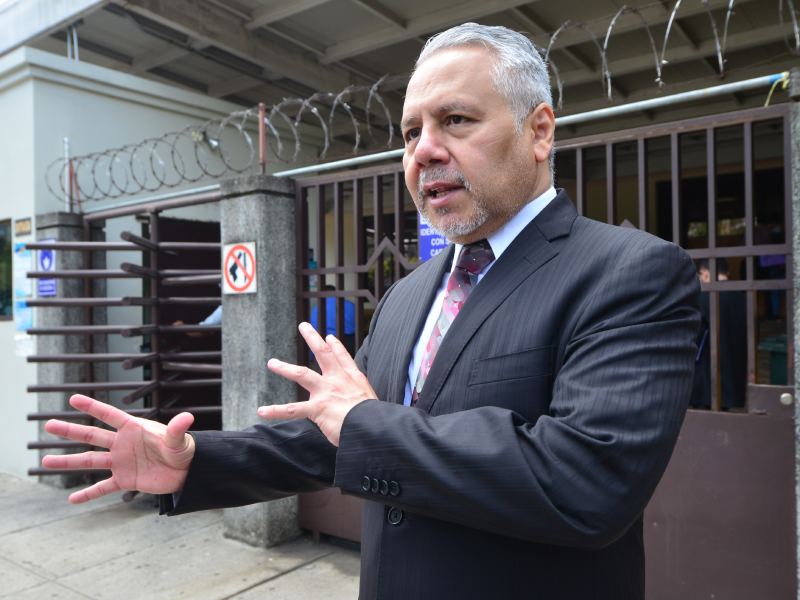 Enrique Anaya marks one year in detention as organizations call for fair trial and respect for due process — Enrique Anaya cumple un año detenido y organizaciones piden juicio justo y respeto al proceso