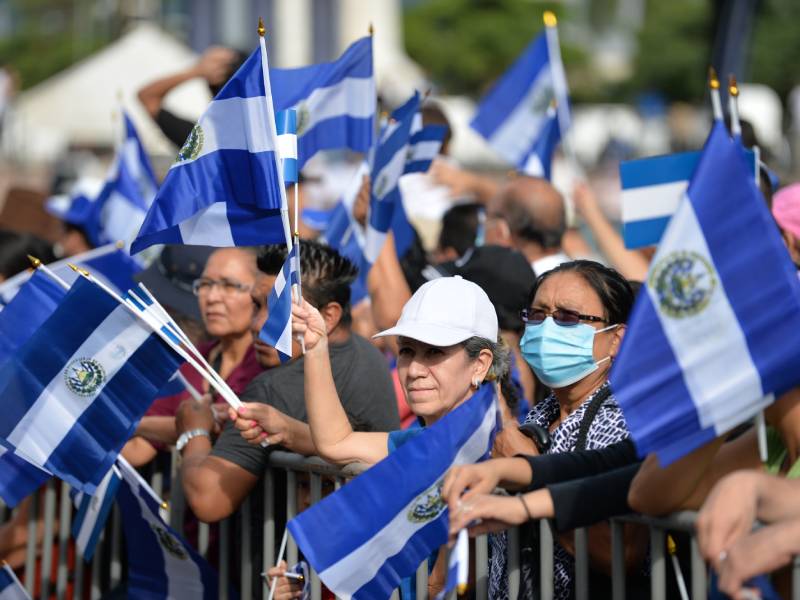 Teachers: Education Ministry to restrict schools, outfits, repertoire, and photographs at September 15 parade — Docentes: Educación restringirá escuelas, trajes, repertorio y fotografías en desfile del 15 de septiembre