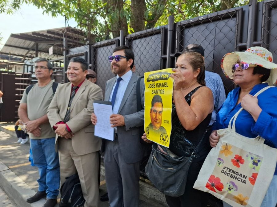 Defense for FMLN veteran José Santos Melara responds to indictment and demands his release — Defensa de exveterano del FMLN, José Santos Melara, responde dictamen de acusación y exigen liberarlo