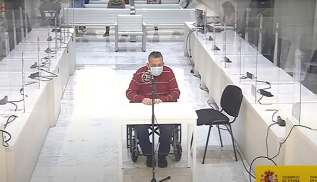 Former Colonel Inocente Montano to be formally notified of charges over the UCA massacre this Monday — El excoronel Inocente Montano será intimado por la masacre de la UCA este lunes