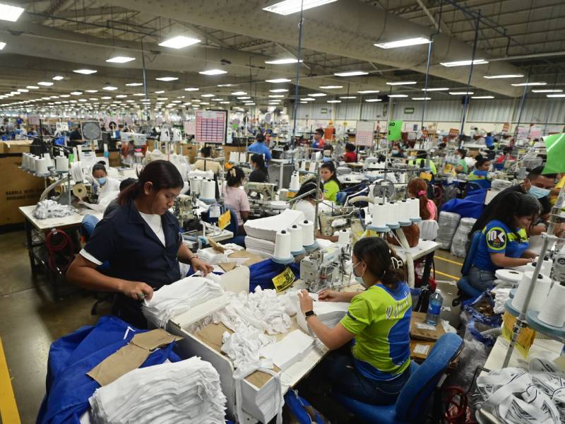 Foreign Direct Investment saw a drastic drop in the first quarter of the year — La Inversión Extranjera Directa tuvo una drástica caída en el primer trimestre del año
