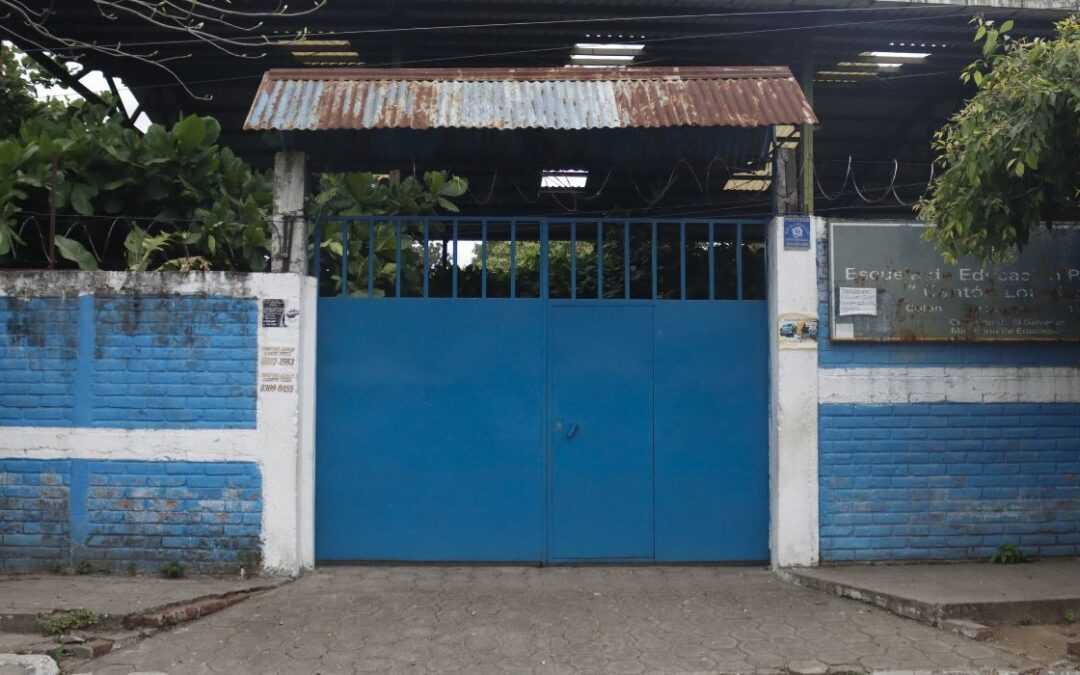 Despite modernization project, lack of resources persists in public schools, says Bases Magisteriales — Pese a proyecto de modernización persiste falta de recursos en escuelas públicas, señala Bases Magisteriales