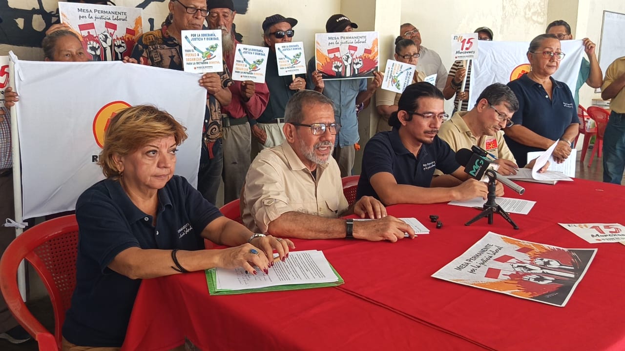 Social and union organizations denounce covert privatization of public services and a wave of mass layoffs in El Salvador — Organizaciones sociales y sindicales denuncian la privatización encubierta de los servicios públicos y una ola de despidos masivos en El Salvador