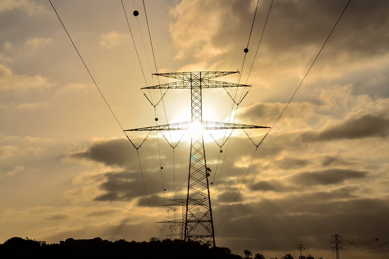 Electricity sector grows 7.5% in July due to high temperatures and increased thermal generation — Sector de electricidad crece 7.5 % en julio por altas temperaturas y mayor generación térmica