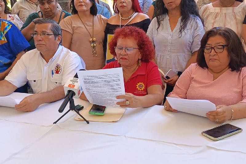 Workers’ movement proposes gradually reducing the workweek from 44 to 30 hours — Movimiento de trabajadores propone reducir la jornada laboral de 44 a 30 horas de forma progresiva