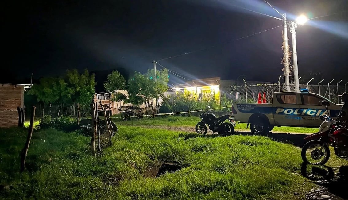 Three people found dead in different parts of El Salvador — Tres personas son localizadas sin vida en distintos puntos de El Salvador