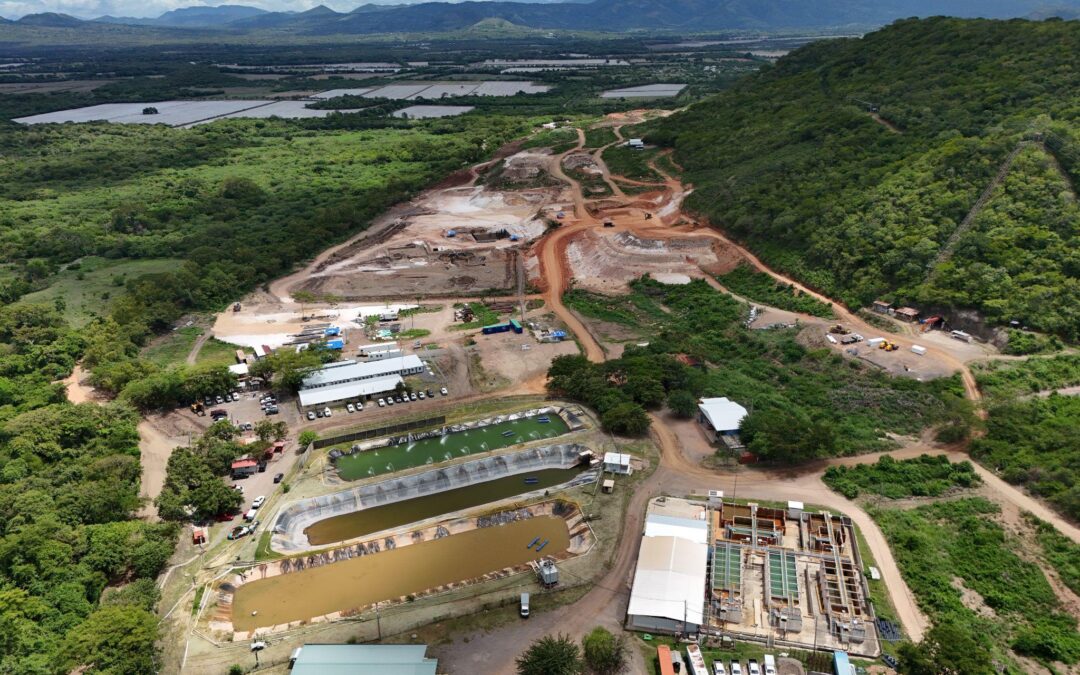 In Central America, authoritarian regimes and U.S.-aligned governments expand extractivism — En Centroamérica los autoritarismos y gobiernos alineados con EEUU expanden el extractivismo