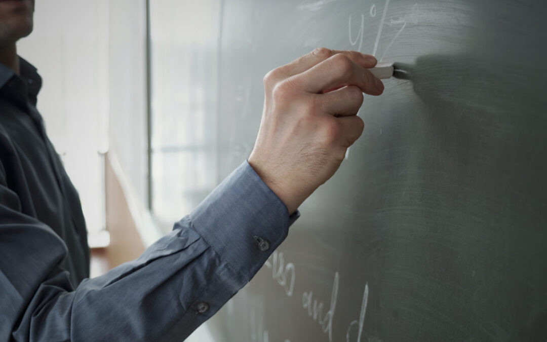 “We are an educational institution, we are not a prison,” says INFRAMEN teacher — “Somos una institución educativa, no somos una cárcel”, señala docente del INFRAMEN