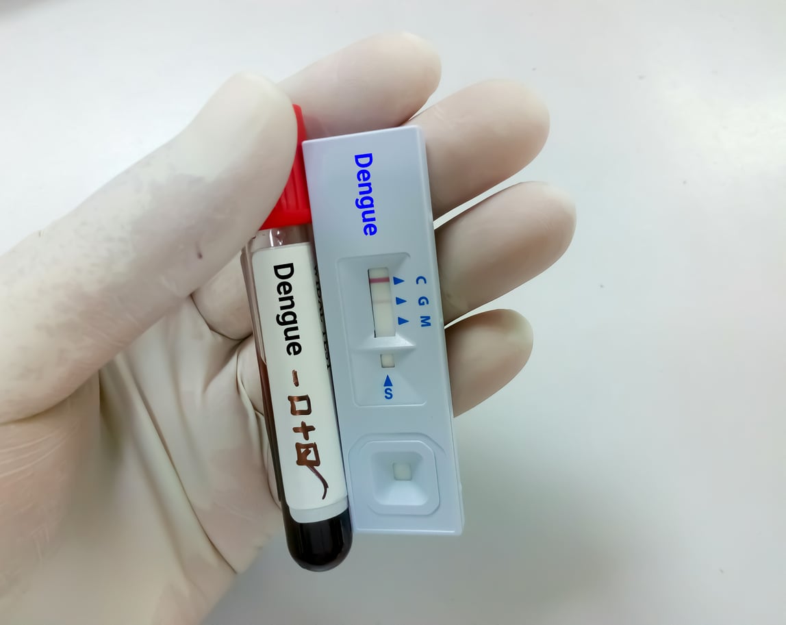 Consultations for suspected dengue rise to 355 in a week between September and early October; 53 lab-confirmed so far in 2026 — Sospechas de dengue suben a 355 casos semanales entre septiembre e inicios de octubre; confirmados llegan a 53