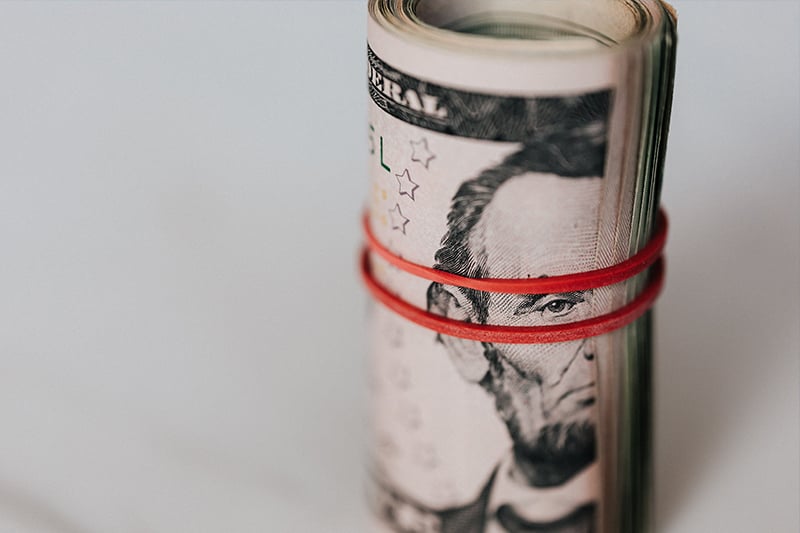 Public debt will climb to 89.2% of GDP in 2027 due to pension interest — La deuda pública escalará a 89.2 % del PIB en 2027 por intereses de pensiones