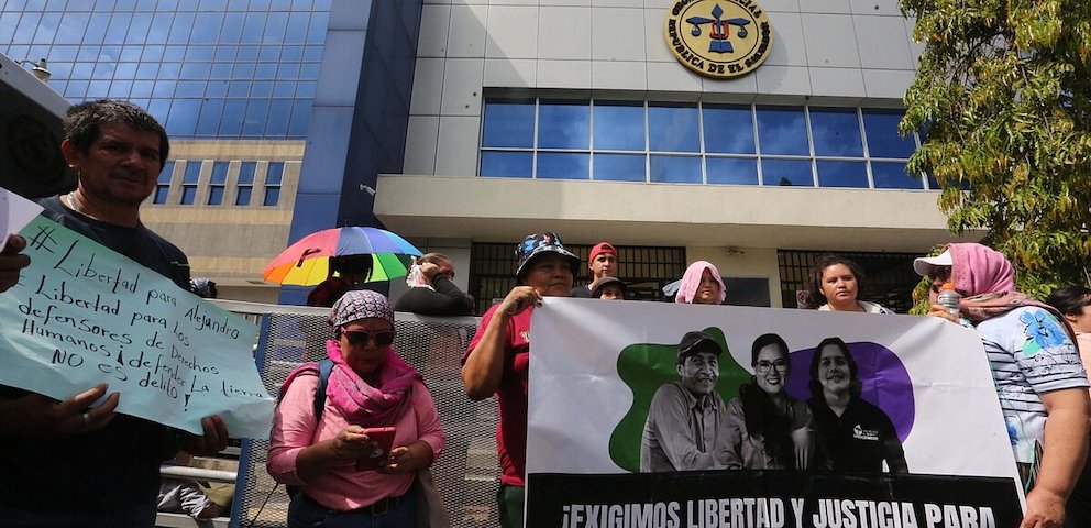 Regional Rights Observatory calls for protection for human rights defenders — Observatorio Regional de Derechos pide protección para defensores de derechos humanos