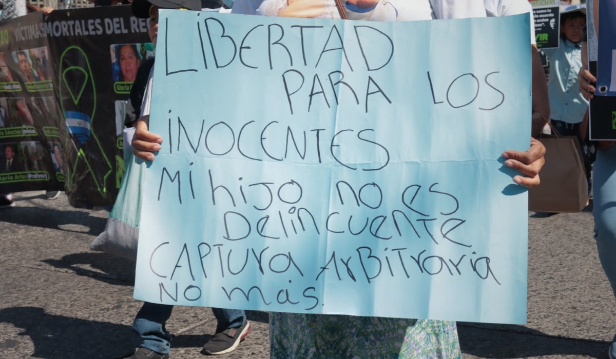 Mother of a detainee was allegedly threatened and defrauded of $6,000 while seeking her son’s release — Madre de un detenido habría sido amenazada y estafada con $6,000 al buscar la libertad de su hijo