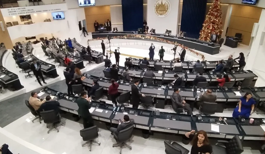 Government presents $12.421 billion budget for 2027 — Gobierno presenta presupuesto 2027 por $12,421 millones